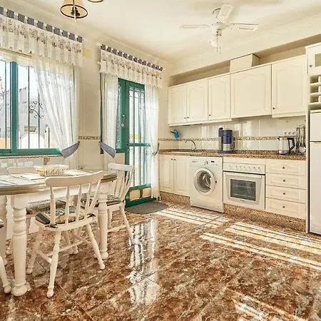 Espanhouse Playa Townhouse In La Zenia Close To The Сasa de vacaciones Oriola (Orihuela)